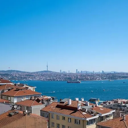 Bosphorus View In Superior Flat איסטמבול